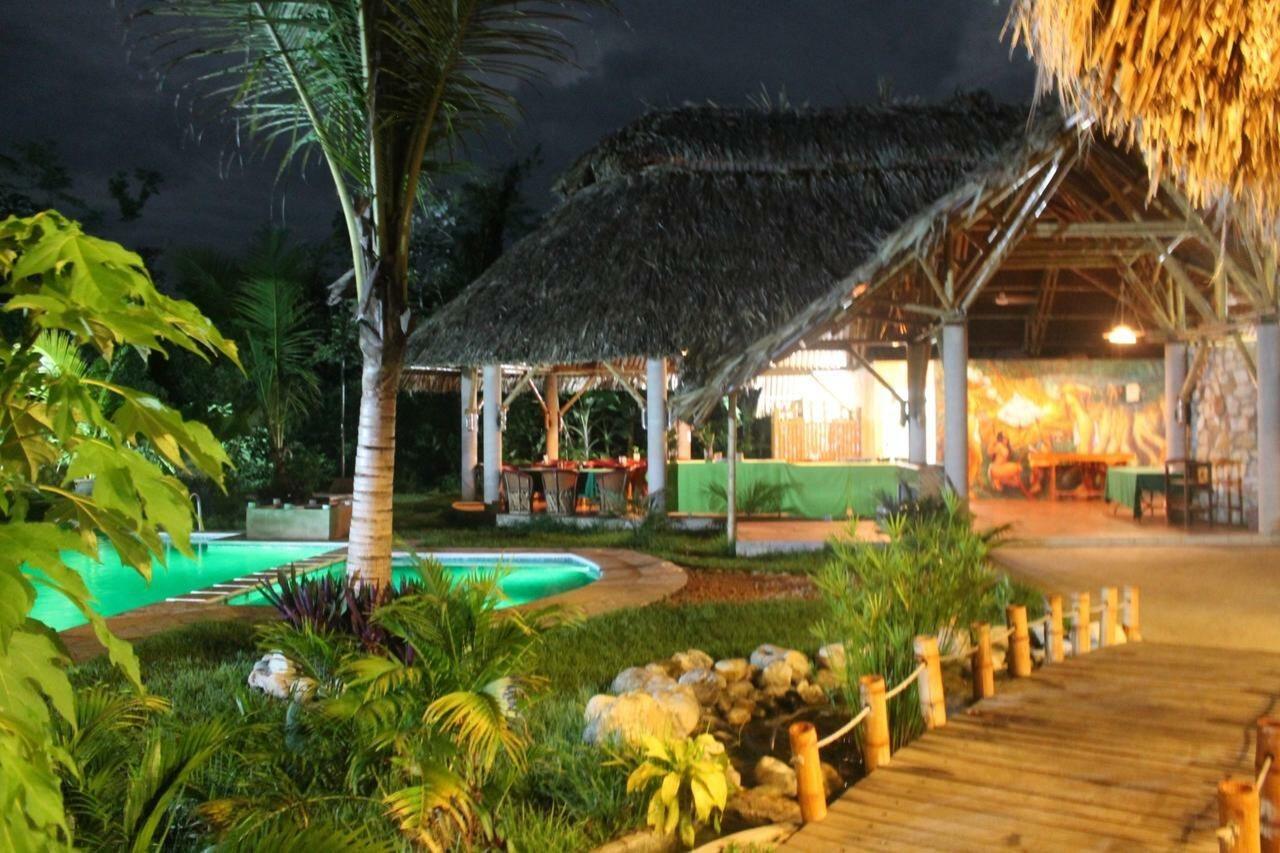 Axkan Palenque, Shows En Vivo & Gastronomia Mar Y Tierra & Travel Agency Zewnętrze zdjęcie