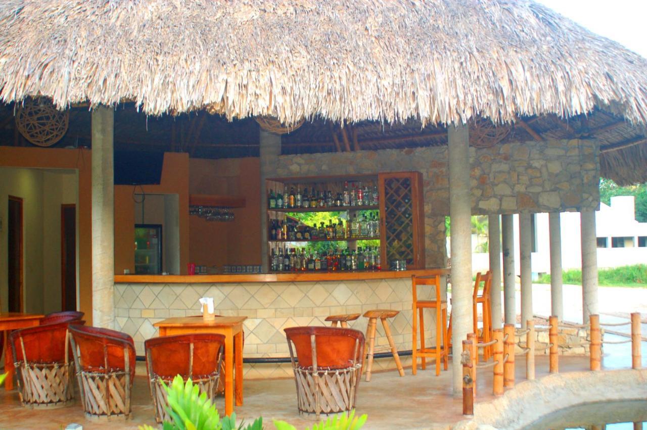 Axkan Palenque, Shows En Vivo & Gastronomia Mar Y Tierra & Travel Agency Zewnętrze zdjęcie