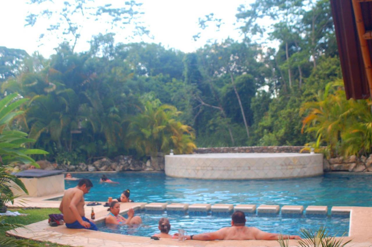 Axkan Palenque, Shows En Vivo & Gastronomia Mar Y Tierra & Travel Agency Zewnętrze zdjęcie