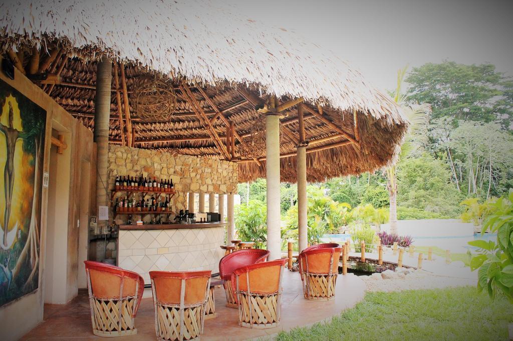Axkan Palenque, Shows En Vivo & Gastronomia Mar Y Tierra & Travel Agency Zewnętrze zdjęcie