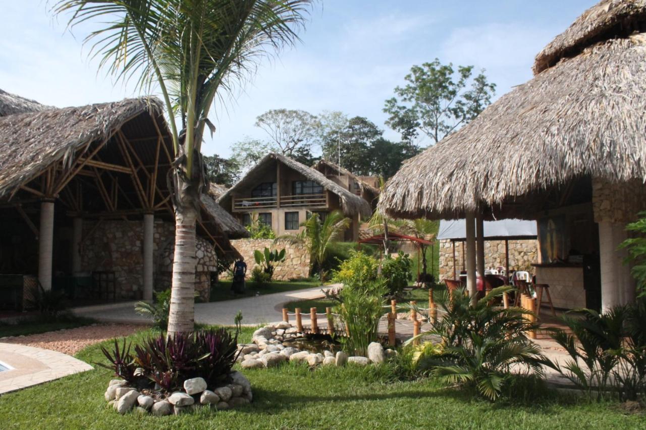 Axkan Palenque, Shows En Vivo & Gastronomia Mar Y Tierra & Travel Agency Zewnętrze zdjęcie
